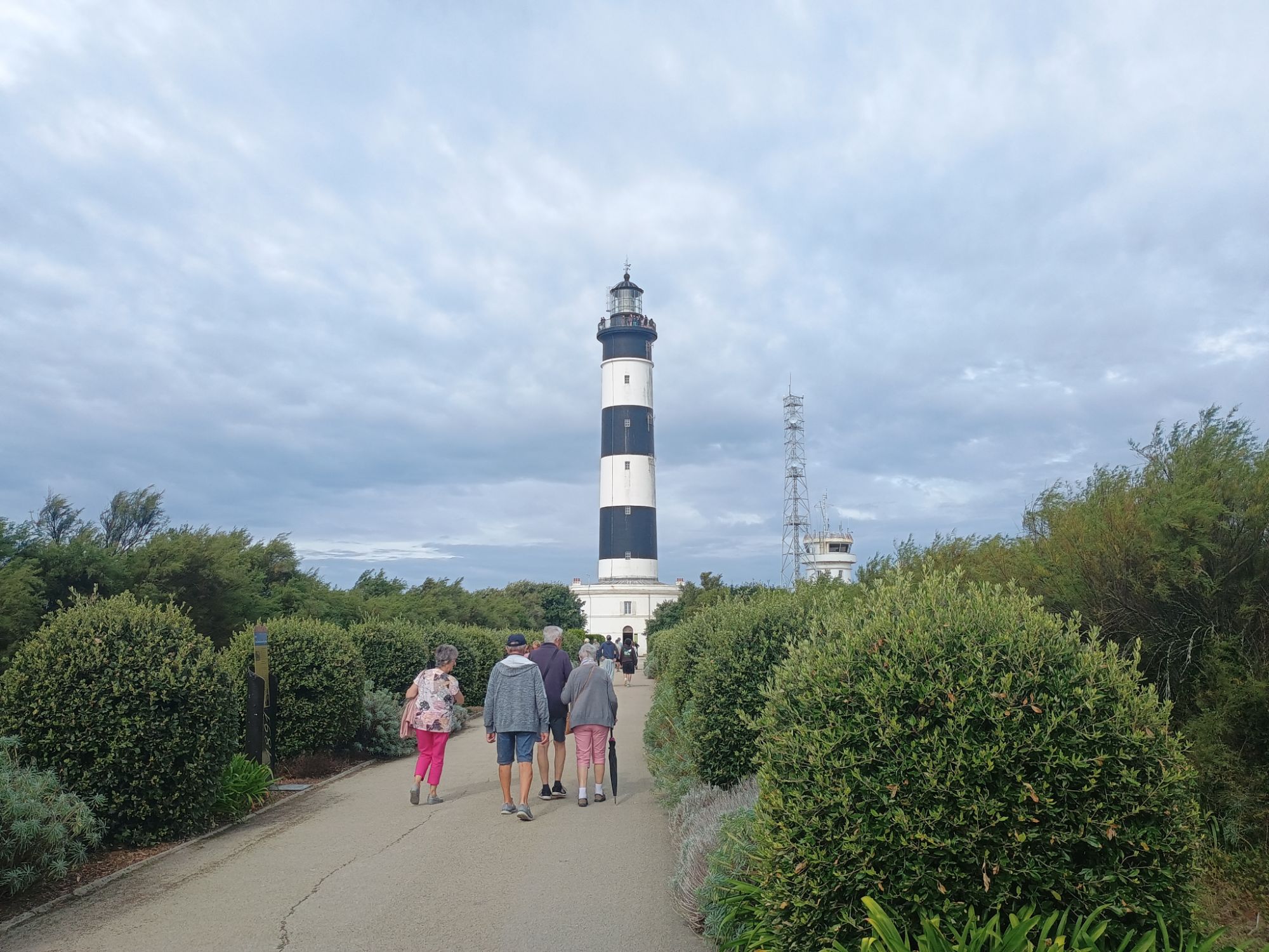 J02 : Phare Chassiron